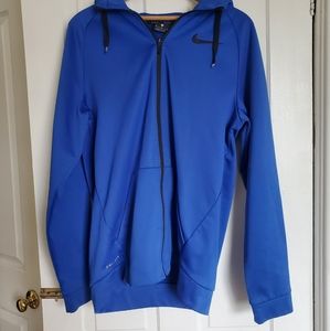 Nike Men''s Medium Blue DRI-fit Sweatshirt